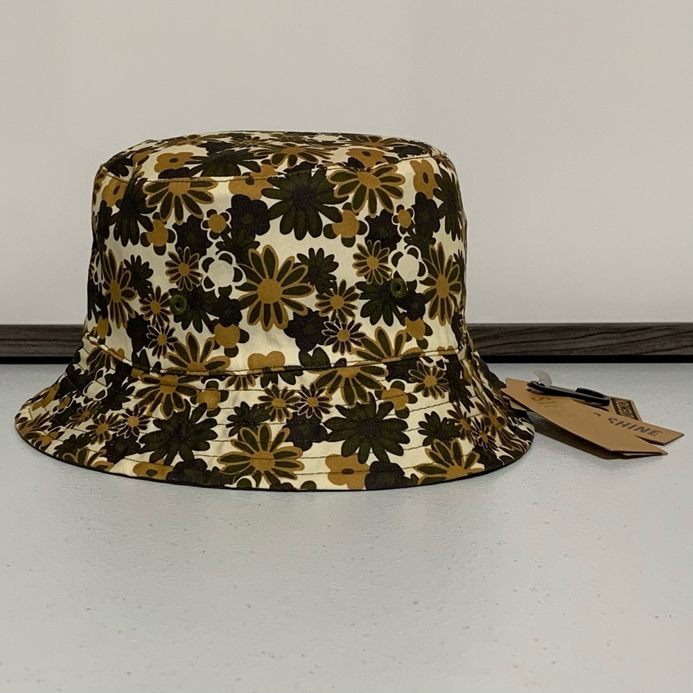 Steve Madden Reversible Olive Green Floral Print Bucket Hat-New